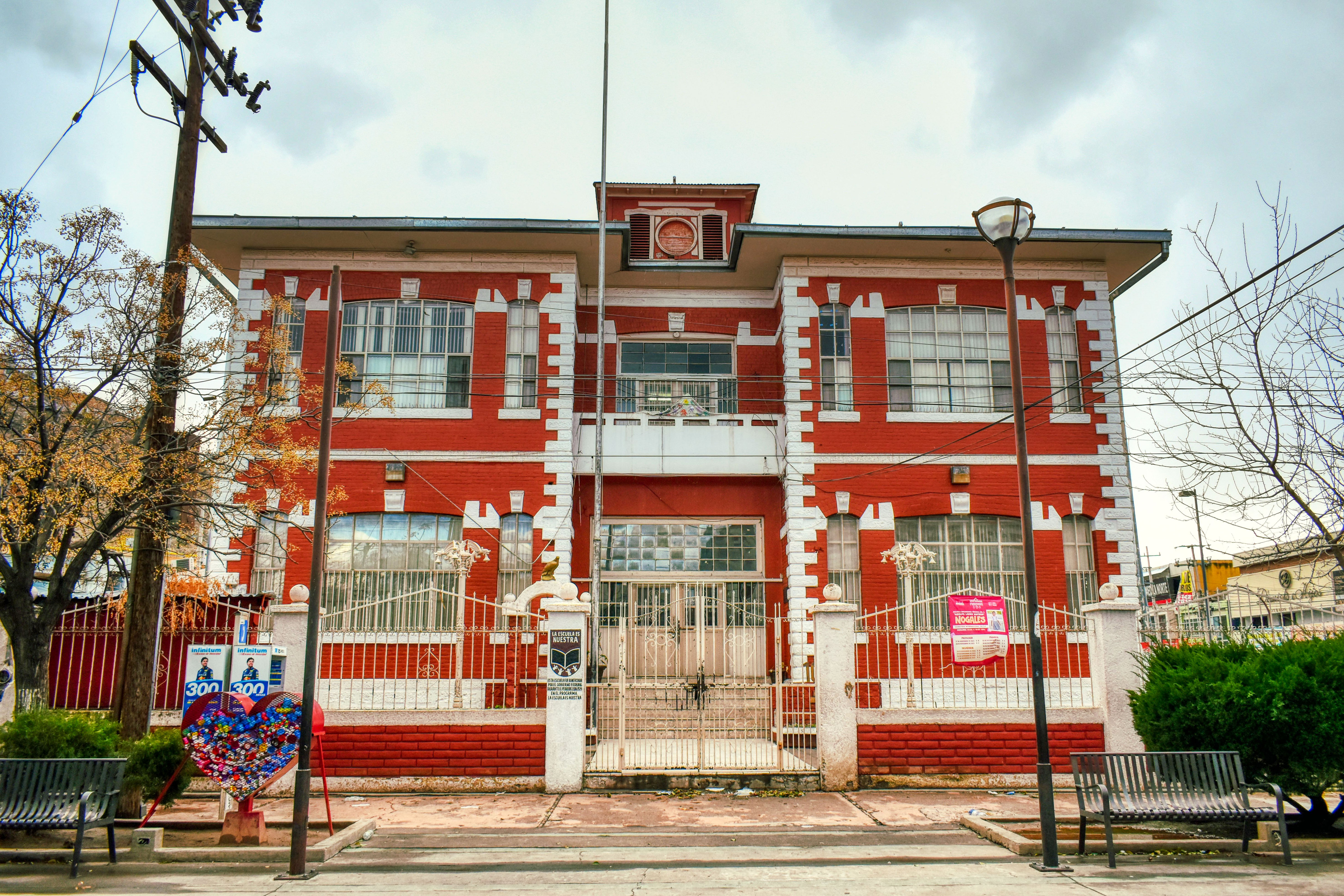 nogales nuevo/Escuela Enrique Pestalozzi.jpg